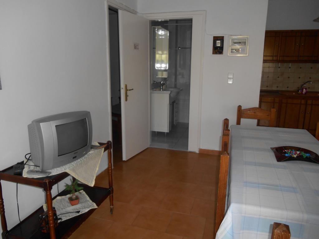 Melios Rooms Petalídhion Exterior foto