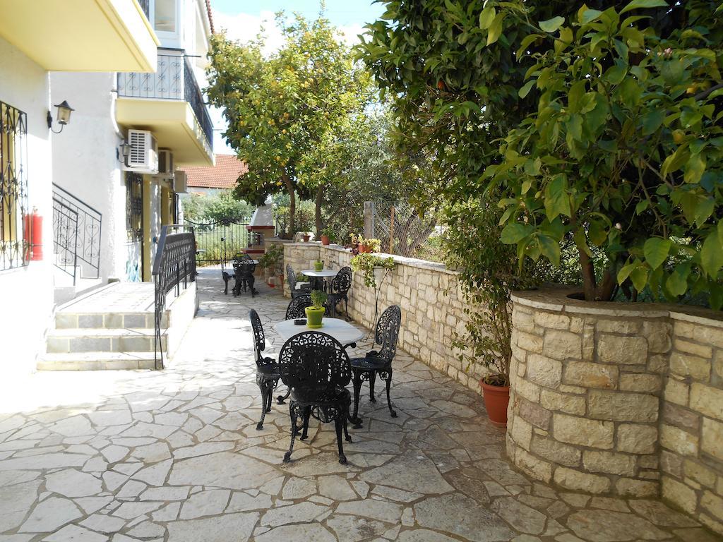 Melios Rooms Petalídhion Exterior foto